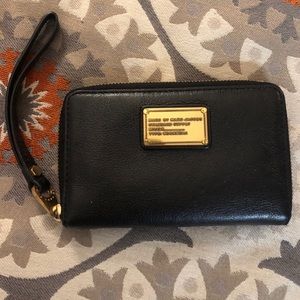 Marc Jacobs black wristlet